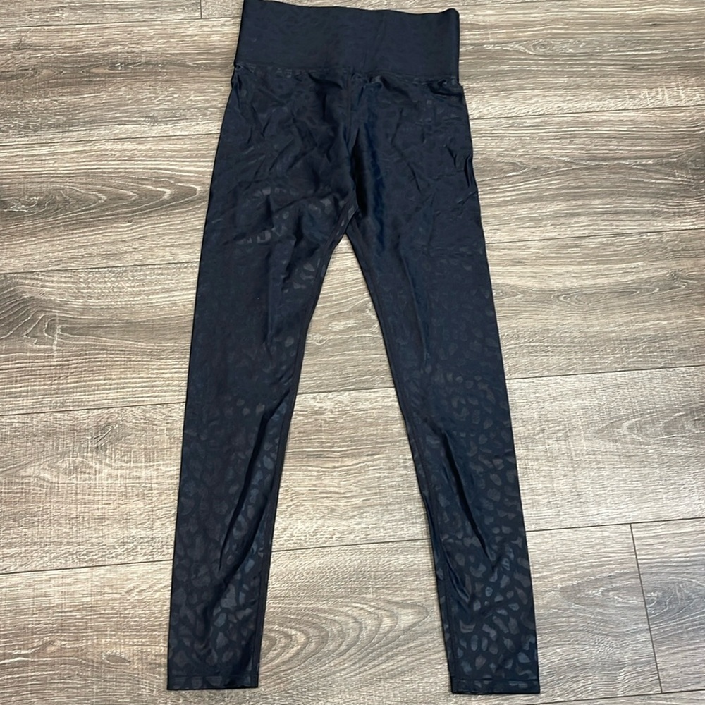 Carbon38 cheetah metallic thick band leggings size small